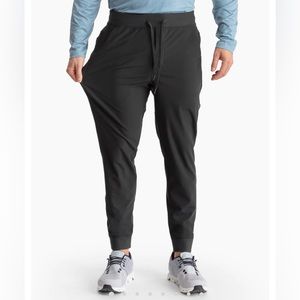 NWOT Birddogs Tiger Woulds Black Joggers XL